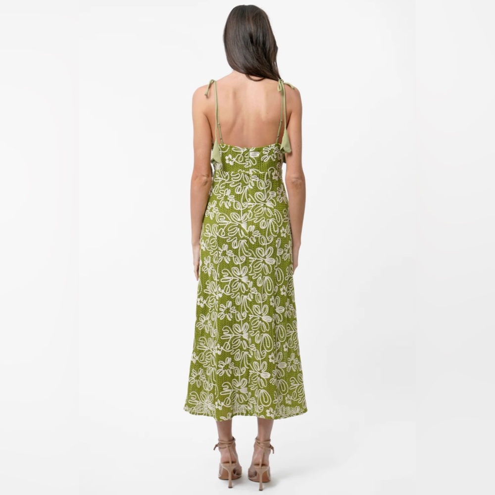 Adelyn Rae | Textured Slip Midi Dress - Picture 3 of 11
